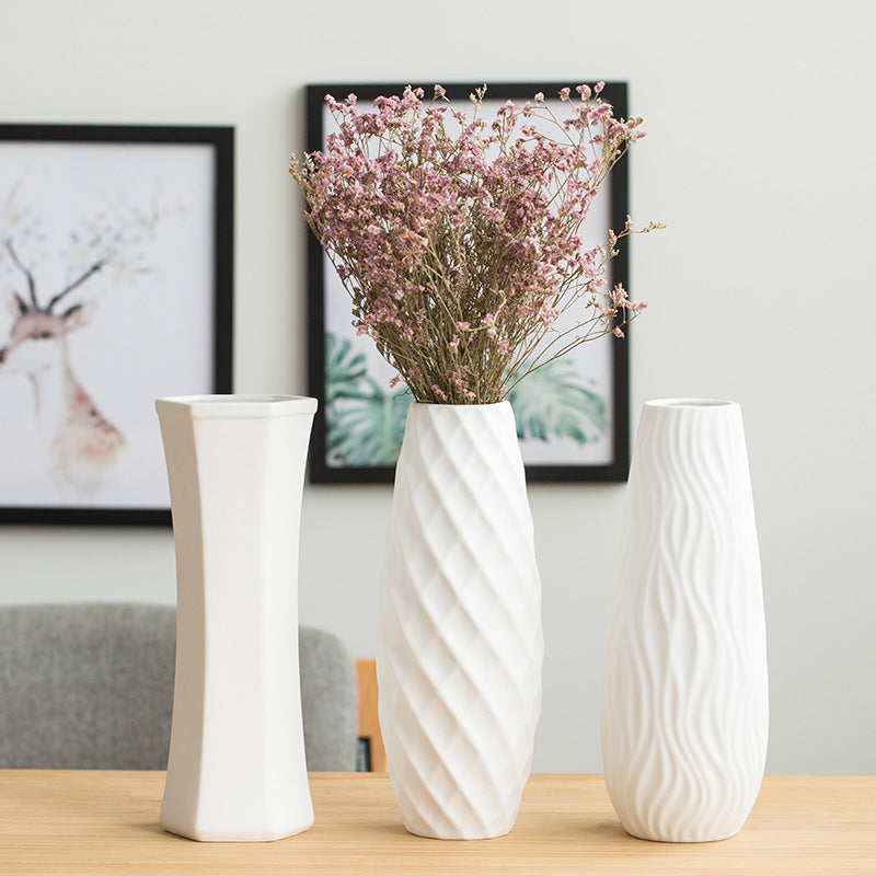 Vase blanc scandinave
